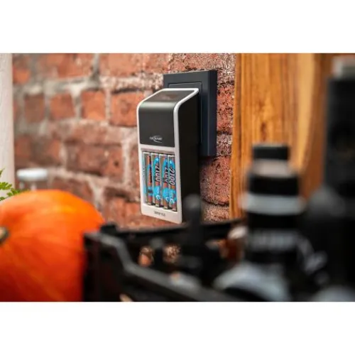 ANSMANN AG Akku-Ladegerät Comfort Plus + 4× AA 2100mAh^ Akku-ladegeräte